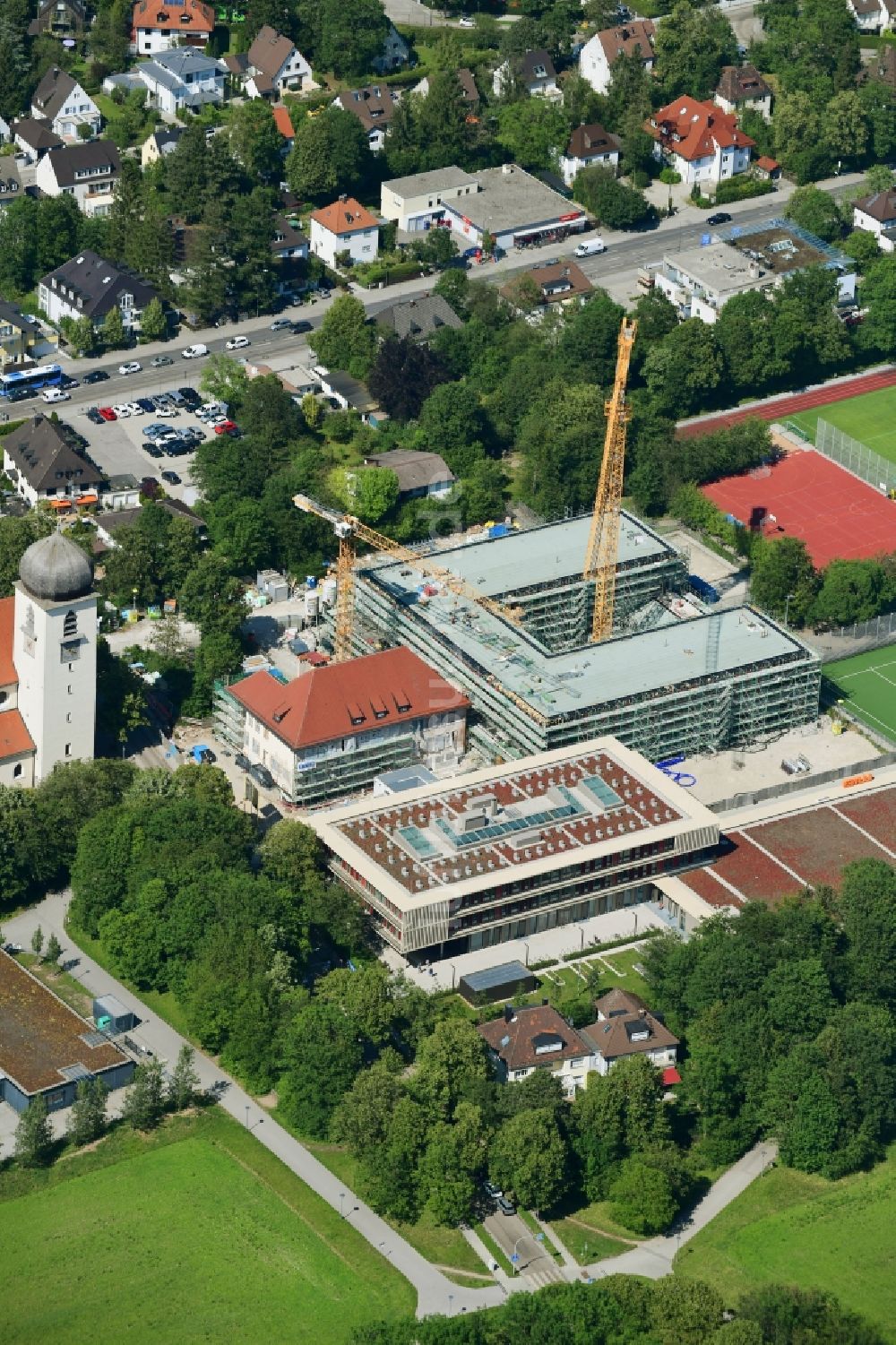 Luftbild München - Baustelle zum Neubau des Schulgebäudes am Schulzentrum Obermenzing im Ortsteil Pasing-Obermenzing in München im Bundesland Bayern, Deutschland