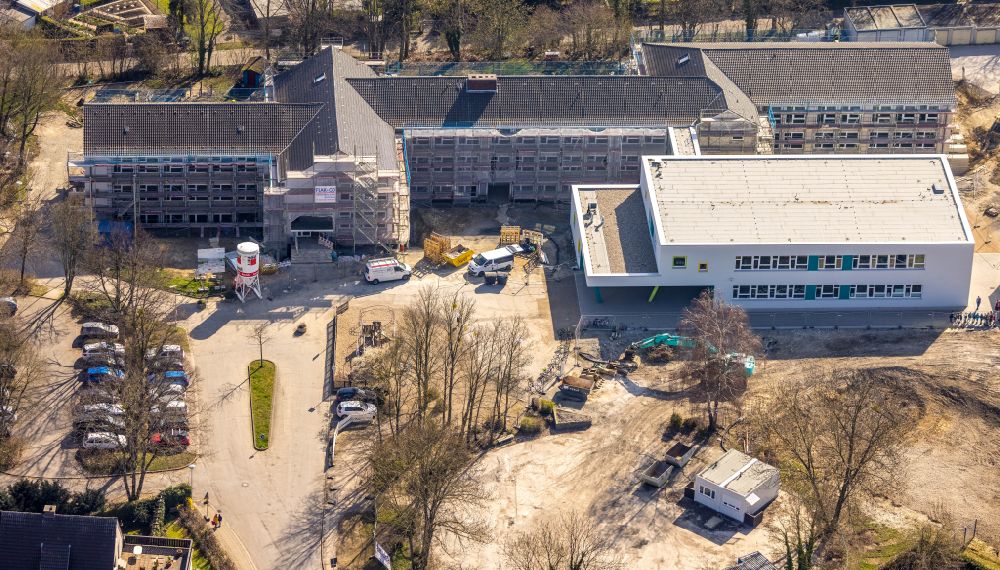Werl von oben - Baustelle zum Neubau des Schulgebäudes an der Walburgisschule in Werl im Bundesland Nordrhein-Westfalen, Deutschland