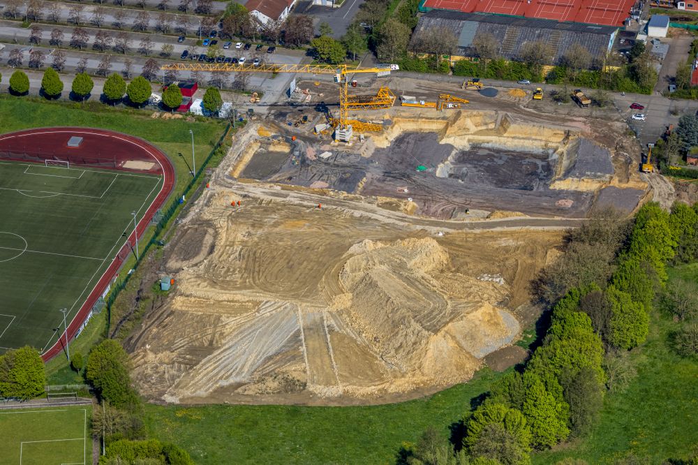 Luftaufnahme Bergkamen - Baustelle zum Neubau der Schwimmhalle Häupenbad in Bergkamen im Bundesland Nordrhein-Westfalen, Deutschland