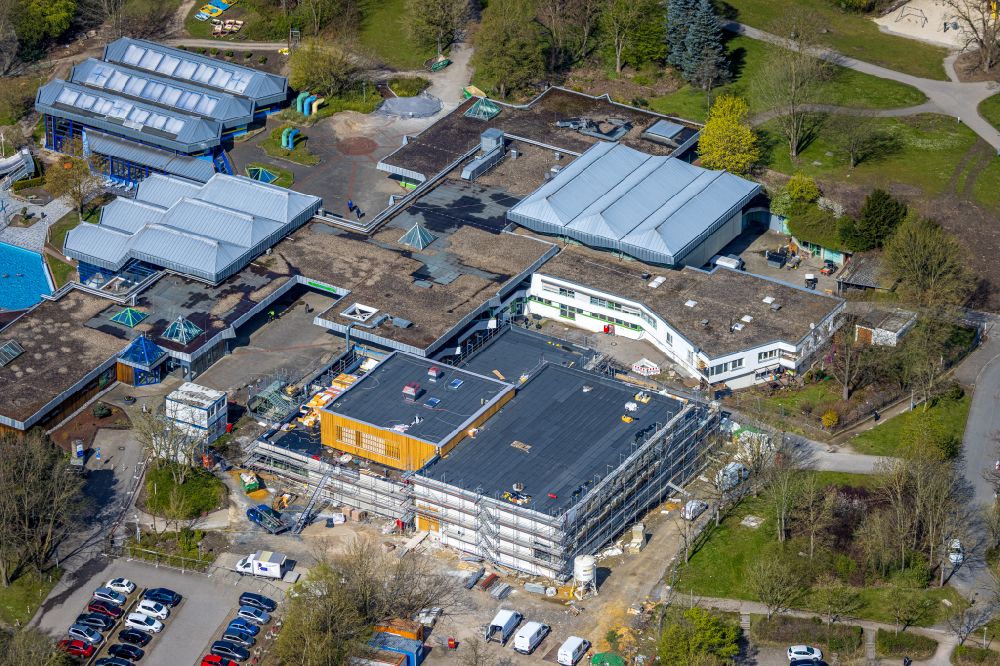 Luftbild Dortmund - Baustelle zum Neubau der Schwimmhalle des Westbad im Revierpark Wischlingen in Dortmund im Bundesland Nordrhein-Westfalen, Deutschland