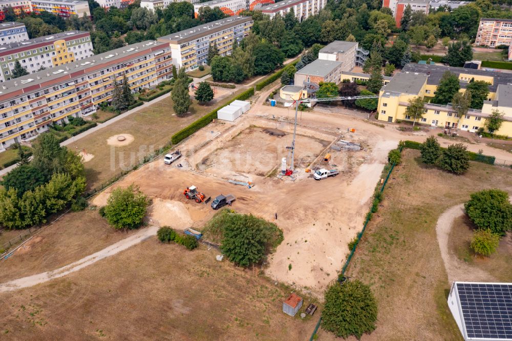Luftbild Schwedt/Oder - Baustelle zum Neubau eines Seniorenzentrums in Schwedt/Oder im Bundesland Brandenburg, Deutschland
