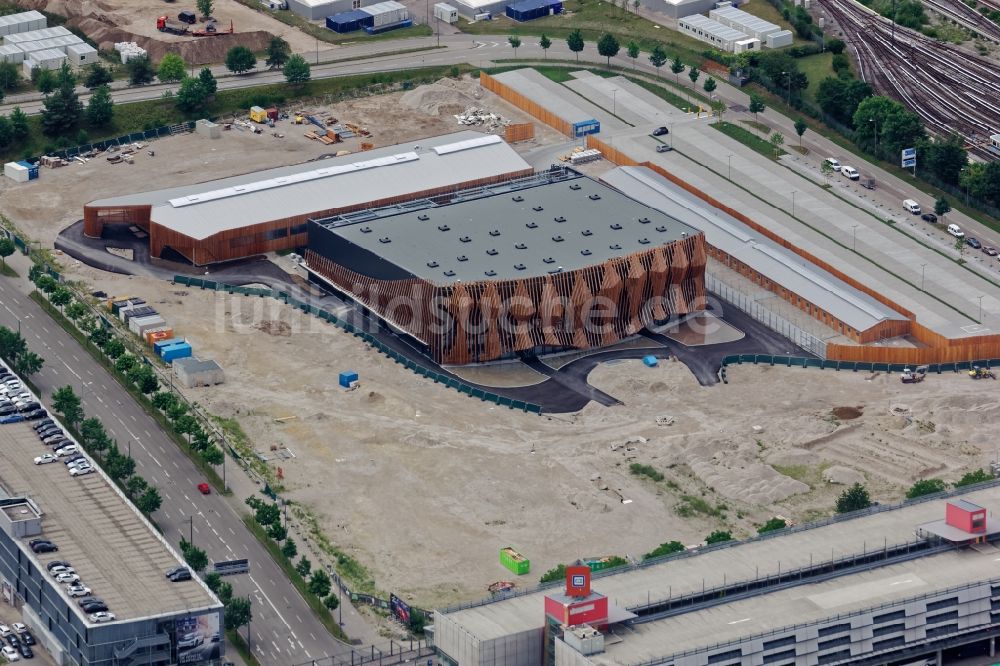 Luftbild München - Baustelle zum Neubau des Showpalasts für die APASSIONATA World Pferdeshow in München Fröttmaning im Bundesland Bayern