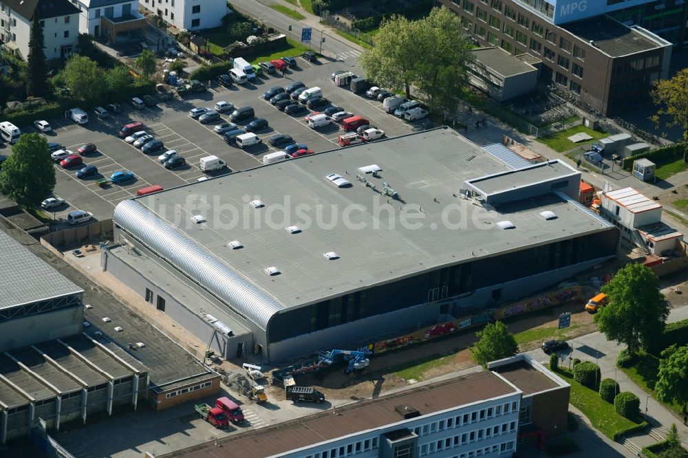 Luftbild Bielefeld - Baustelle zum Neubau der Sporthalle Almsporthalle Bielefeld in Bielefeld im Bundesland Nordrhein-Westfalen, Deutschland