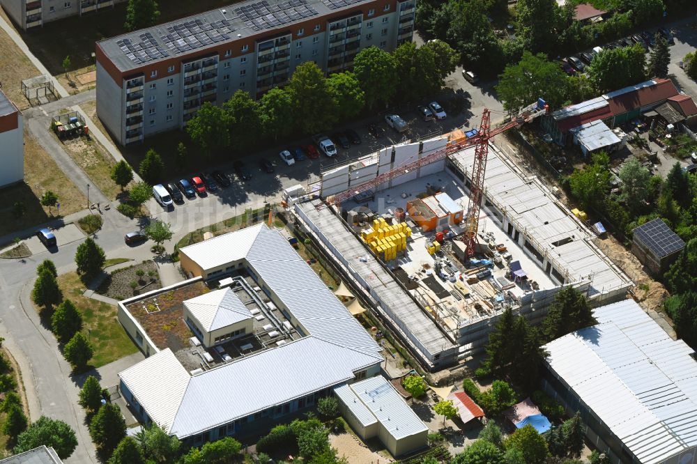 Biesenthal aus der Vogelperspektive: Baustelle zum Neubau der Sporthalle in Biesenthal im Bundesland Brandenburg, Deutschland