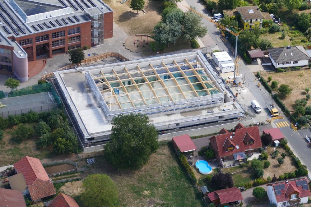Luftaufnahme Friedland - Baustelle zum Neubau der Sporthalle der Carl-Friedrich-Gauß-Schule in Friedland im Bundesland Niedersachsen, Deutschland