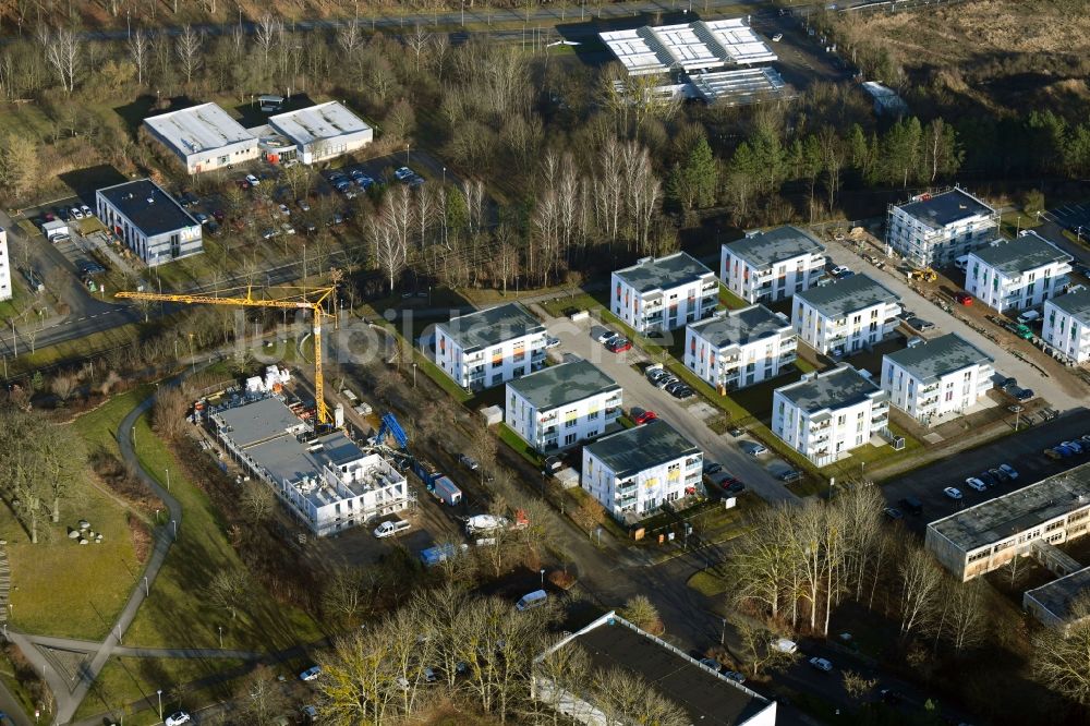 Luftbild Schwerin - Baustelle zum Neubau eines Stadtvilla - Wohnhaus- Siedlung in Schwerin im Bundesland Mecklenburg-Vorpommern, Deutschland