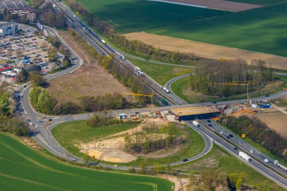 Luftaufnahme Dortmund - Baustelle zum Neubau des Straßen- Brückenbauwerk am Buddenacker über den Westfalendamm in Dortmund im Bundesland Nordrhein-Westfalen, Deutschland