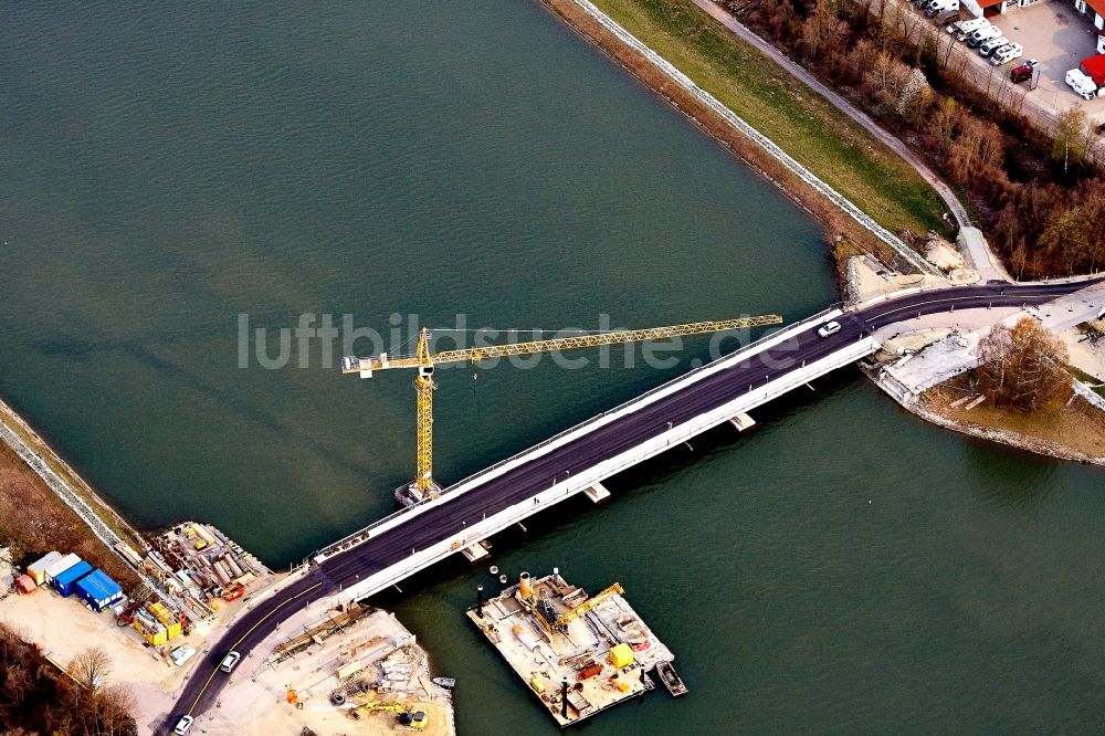 Luftbild Niederviehbach - Baustelle zum Neubau des Straßen- Brückenbauwerk Isarbrücke in Niederviehbach im Bundesland Bayern, Deutschland