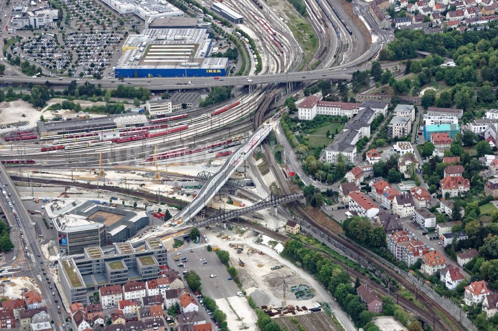 Ulm aus der Vogelperspektive: Baustelle zum Neubau des Straßen- Brückenbauwerk Kienlesbergbrücke in Ulm im Bundesland Baden-Württemberg, Deutschland