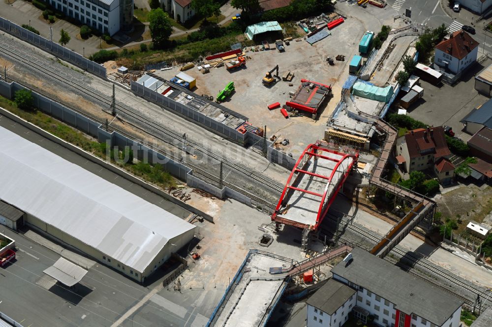 Luftaufnahme Forchheim - Baustelle zum Neubau des Straßen- Brückenbauwerk Piastenbrücke in Forchheim im Bundesland Bayern, Deutschland