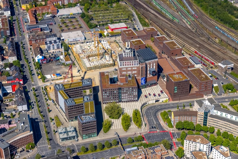 Dortmund von oben - Baustelle zum Neubau eines Studenten- Wohnheim - Gebäude am Emil-Moog-Platz - Benno-Elkan-Allee - Ritterstraße in Dortmund im Bundesland Nordrhein-Westfalen, Deutschland