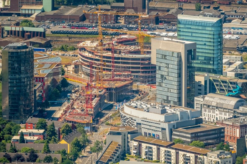Luftbild Düsseldorf - Baustelle zum Neubau trivago-Zentrale an der Kesselstraße durch die Ed. Züblin AG im Ortsteil Medienhafen in Düsseldorf im Bundesland Nordrhein-Westfalen