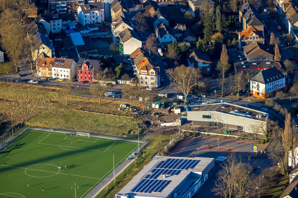 Luftaufnahme Gladbeck - Baustelle zum Neubau des Vereinsheimes am SportPark Mottbruch in Gladbeck im Bundesland Nordrhein-Westfalen, Deutschland