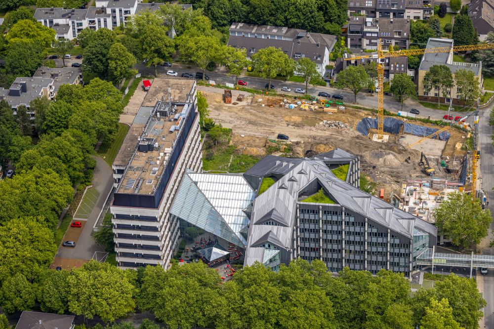 Bochum von oben - Baustelle zum Neubau von vier Mehrfamilienhäusern an der Paulstraße in Bochum im Bundesland Nordrhein-Westfalen, Deutschland