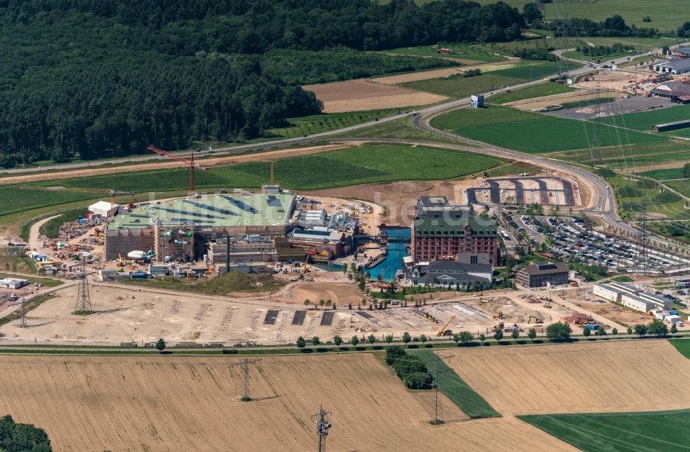 Luftaufnahme Rust - Baustelle zum Neubau WASSERPARK der Freizeiteinrichtung Europa-Park in Rust im Bundesland Baden-Württemberg