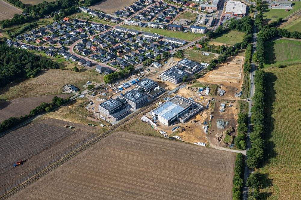 Luftbild Stade - Baustelle zum Neubau eines Weiterbildungs- und Bildungszentrums im Ortsteil Riensförde in Stade im Bundesland Niedersachsen, Deutschland