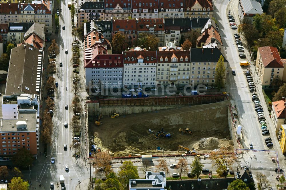 Luftbild München - Baustelle zum Neubau eines Wohn- und Geschäftshauses im Ortsteil Schwabing-West in München im Bundesland Bayern, Deutschland