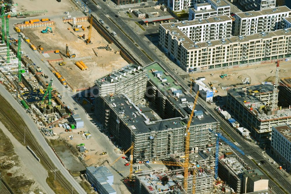 Berlin von oben - Baustelle zum Neubau eines Wohn- und Geschäftshauses QH Core im Ortsteil Moabit in Berlin, Deutschland