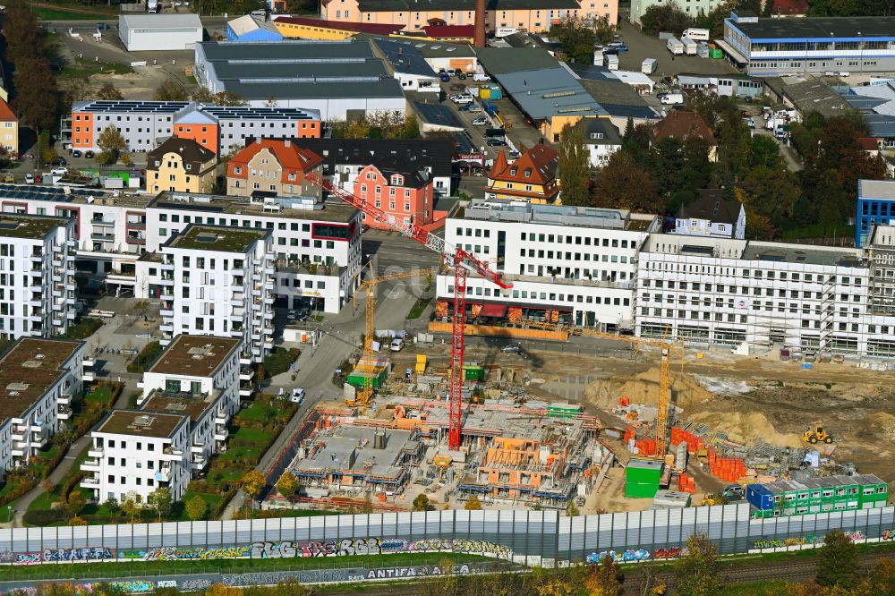 Regensburg von oben - Baustelle zum Neubau eines Wohn- und Geschäftshauses im Ortsteil Ostenviertel in Regensburg im Bundesland Bayern, Deutschland