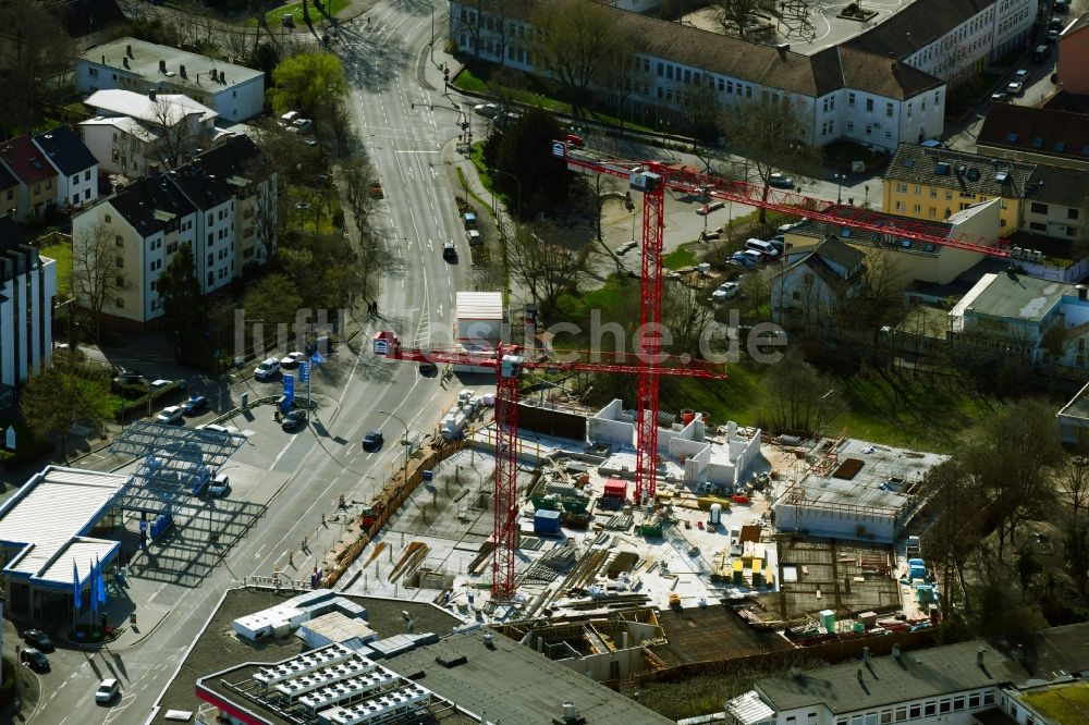 Luftbild Hanau - Baustelle zum Neubau eines Wohn- und Geschäftshauses Wallgarten im Ortsteil Steinheim in Hanau im Bundesland Hessen, Deutschland