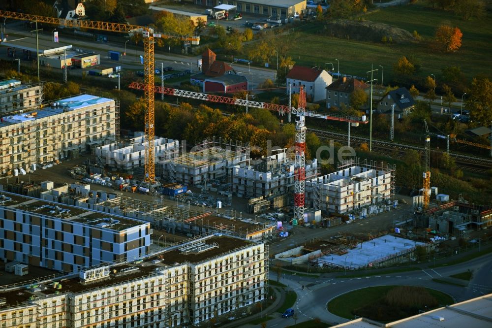 Luftbild Schönefeld - Baustelle zum Neubau eines Wohnhauses an der Aldebaranstraße in Schönefeld im Bundesland Brandenburg, Deutschland