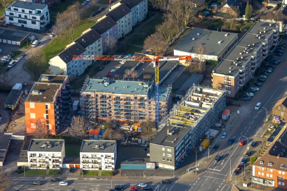 Luftbild Duisburg - Baustelle zum Neubau eines Wohnhauses in Duisburg im Bundesland Nordrhein-Westfalen, Deutschland