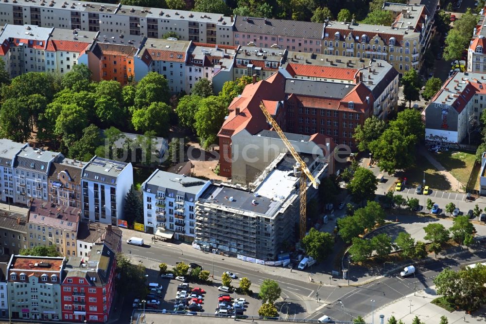 Berlin von oben - Baustelle zum Neubau eines Wohnhauses an der Einbecker Straße - Wönnichstraße in Berlin, Deutschland
