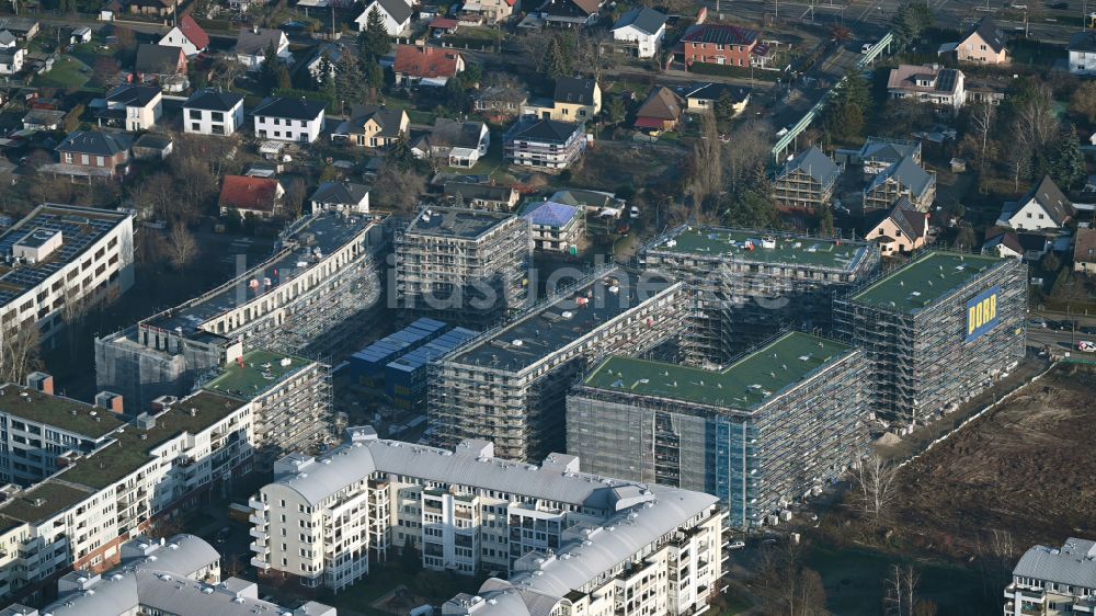 Berlin aus der Vogelperspektive: Baustelle zum Neubau eines Wohnhauses Ferdinand's Garden im Ortsteil Hohenschönhausen in Berlin, Deutschland