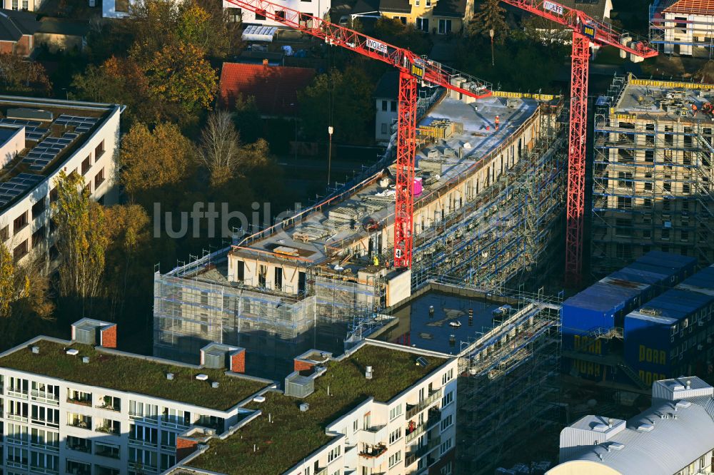 Berlin von oben - Baustelle zum Neubau eines Wohnhauses Ferdinand's Garden im Ortsteil Hohenschönhausen in Berlin, Deutschland