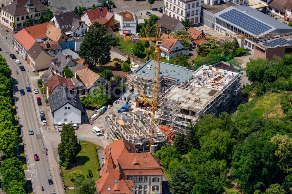 Ettenheim von oben - Baustelle zum Neubau eines Wohnhauses am Frauenweg in Ettenheim im Bundesland Baden-Württemberg, Deutschland