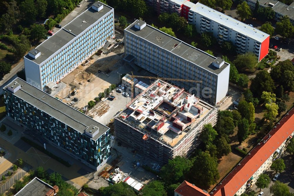 Luftbild Berlin - Baustelle zum Neubau eines Wohnhauses Gotlinde im Ortsteil Lichtenberg in Berlin, Deutschland