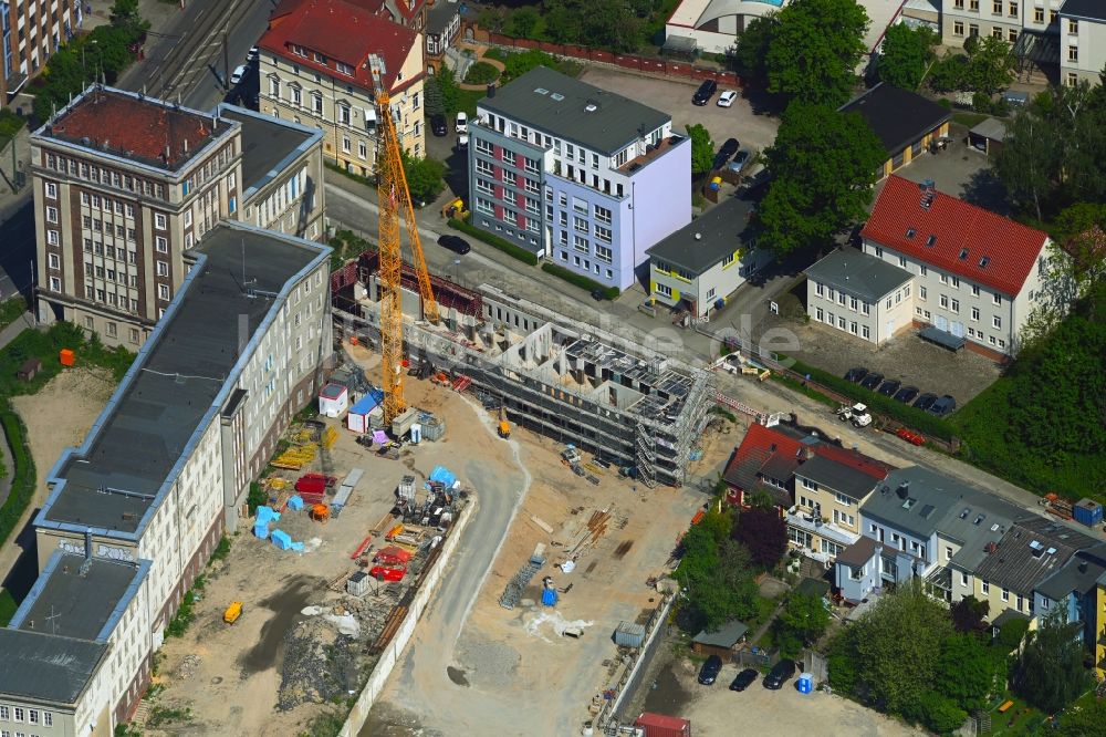 Rostock von oben - Baustelle zum Neubau eines Wohnhauses Am Güterbahnhof in Rostock im Bundesland Mecklenburg-Vorpommern, Deutschland