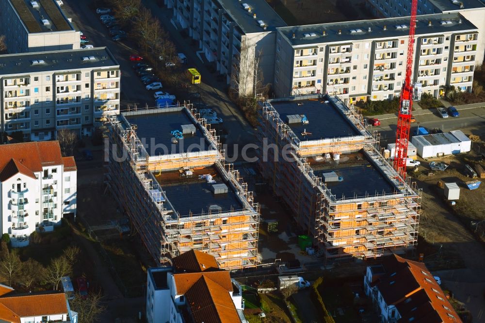 Bernau aus der Vogelperspektive: Baustelle zum Neubau eines Wohnhauses an der Herkulesstraße in Bernau im Bundesland Brandenburg, Deutschland