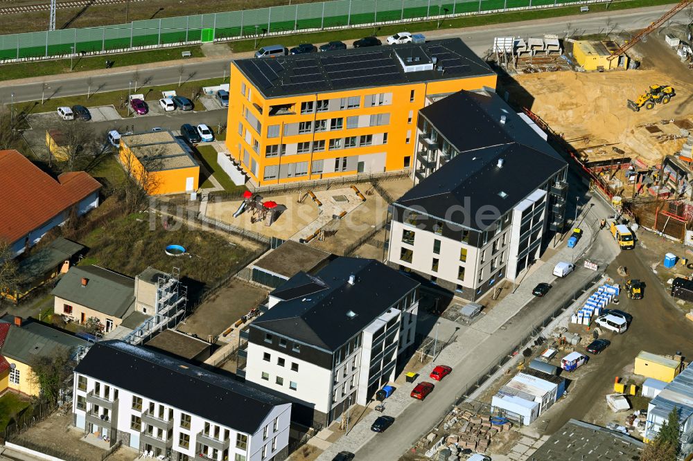 Michendorf von oben - Baustelle zum Neubau eines Wohnhauses in Michendorf im Bundesland Brandenburg, Deutschland