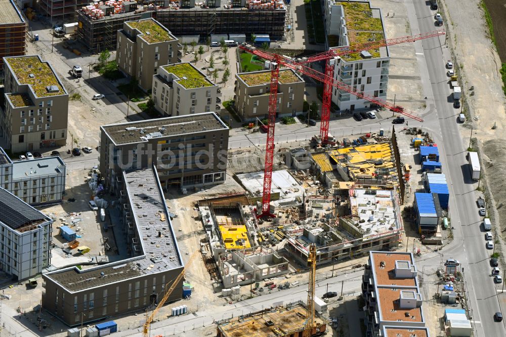 Luftbild München - Baustelle zum Neubau eines Wohnhauses Otto-Meitinger-Straße im Ortsteil Aubing in München im Bundesland Bayern, Deutschland