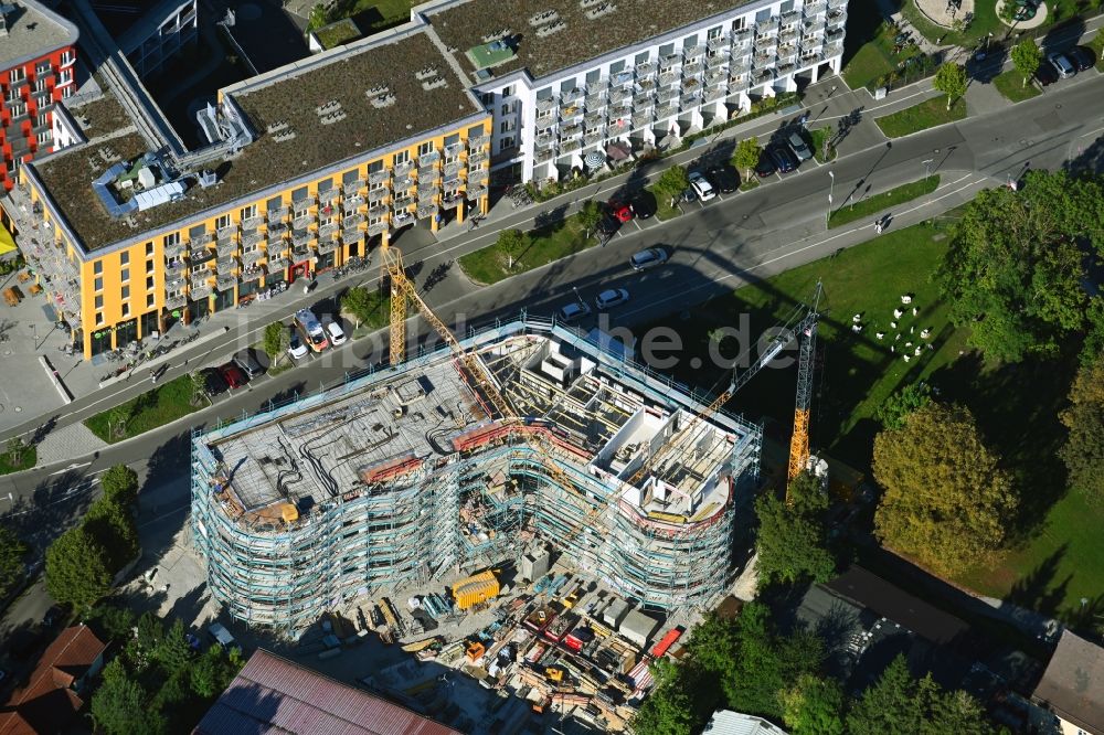 Luftaufnahme Augsburg - Baustelle zum Neubau eines Wohnhauses Am Schäfflerbach in Augsburg im Bundesland Bayern, Deutschland