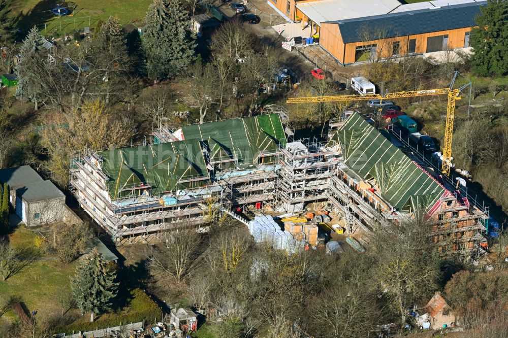 Luftbild Biesenthal - Baustelle zum Neubau eines Wohnhauses an der Schützenstraße in Biesenthal im Bundesland Brandenburg, Deutschland