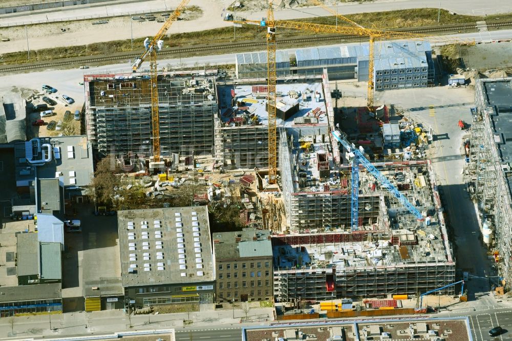 Berlin von oben - Baustelle zum Neubau eines Wohnhauses QH-Spring im Ortsteil Moabit in Berlin, Deutschland