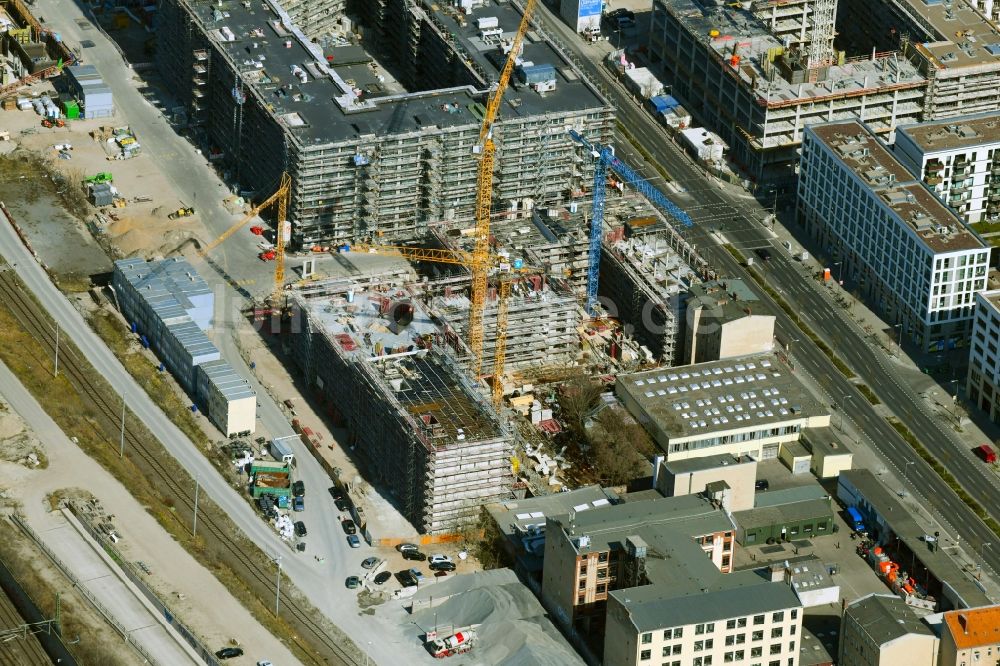 Berlin aus der Vogelperspektive: Baustelle zum Neubau eines Wohnhauses QH-Spring im Ortsteil Moabit in Berlin, Deutschland