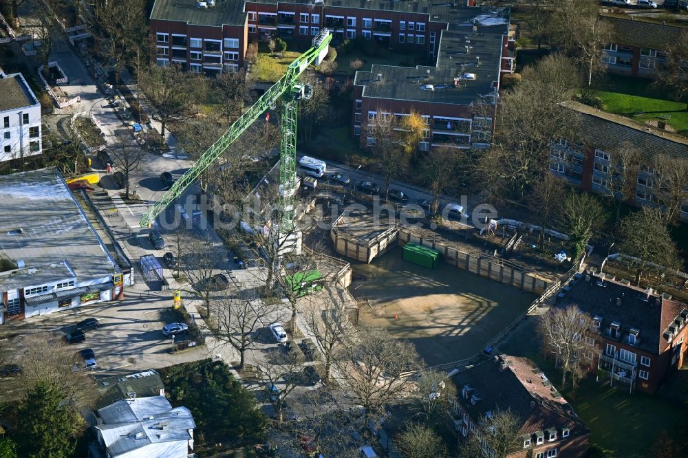 Hamburg aus der Vogelperspektive: Baustelle zum Neubau eines Wohnhauses an der Stresemannallee in Hamburg, Deutschland