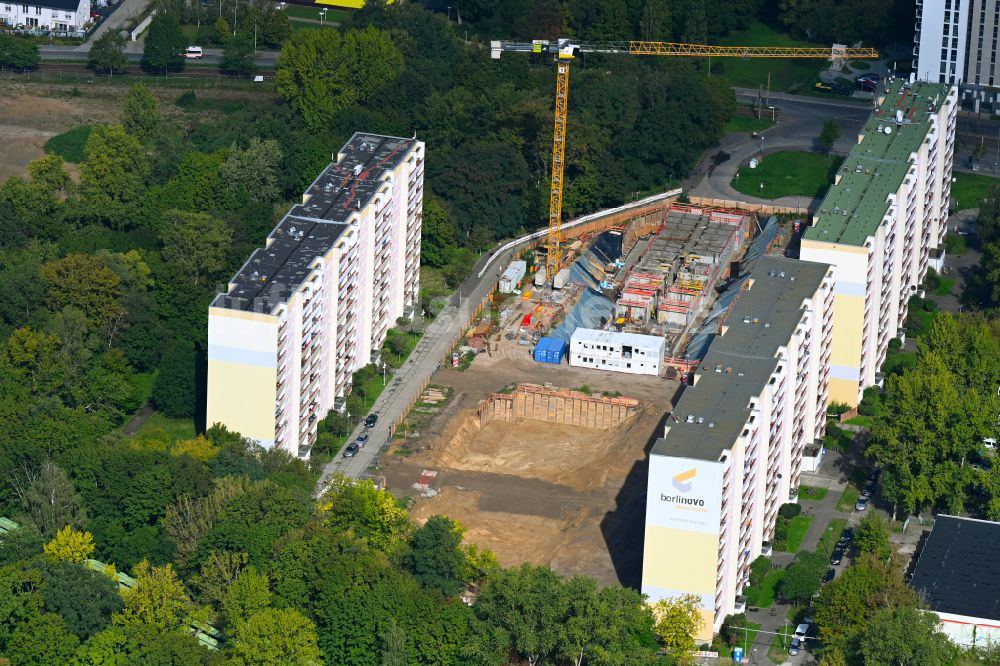 Luftaufnahme Berlin - Baustelle zum Neubau eines Wohnhauses mit Studentenapartments der Belinovo Grundstücksentwicklung GmbH in Berlin, Deutschland