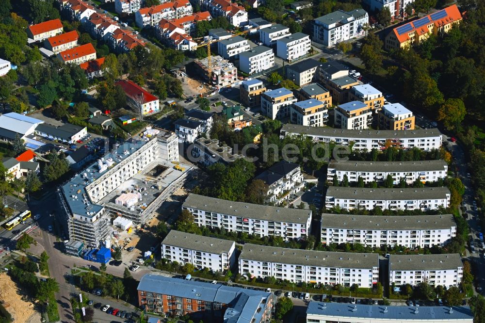 Teltow von oben - Baustelle zum Neubau eines Wohnhauses in Teltow im Bundesland Brandenburg, Deutschland