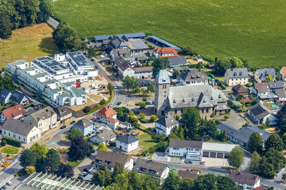 Luftaufnahme Menden (Sauerland) - Baustelle zum Neubau des Wohnpark Holzener Heide in Menden (Sauerland) im Bundesland Nordrhein-Westfalen, Deutschland