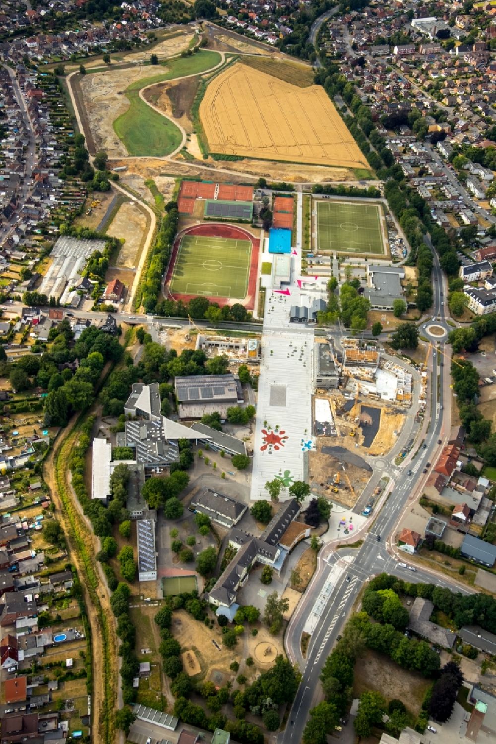 Selm aus der Vogelperspektive: Baustelle zum Neubau einer Zweifachturnhalle in Selm im Bundesland Nordrhein-Westfalen, Deutschland