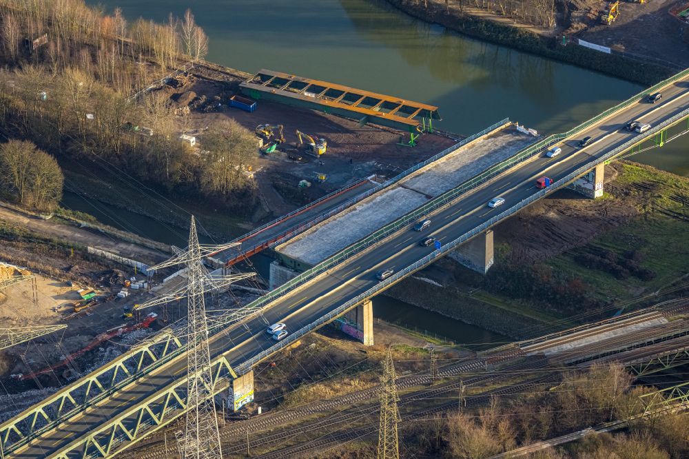 Herne aus der Vogelperspektive: Baustelle zum Sanierung und Instandsetzung des Autobahn- Brückenbauwerk in Herne im Bundesland Nordrhein-Westfalen, Deutschland