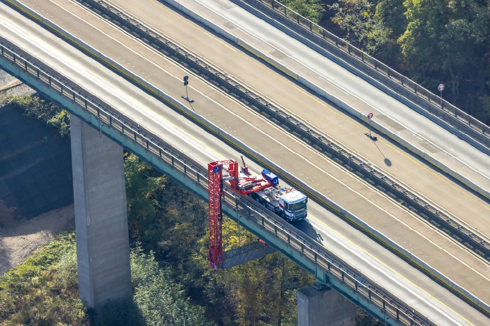 Luftaufnahme Hagen - Baustelle zum Sanierung und Instandsetzung des Autobahn- Brückenbauwerk Talbrücke Kattenohl der BAB A45 in Hagen im Bundesland Nordrhein-Westfalen, Deutschland