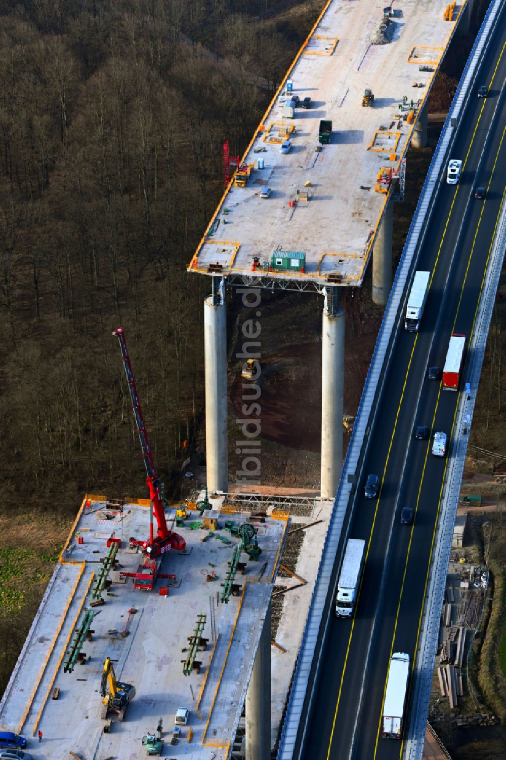 Luftbild Oberthulba - Baustelle zum Sanierung und Instandsetzung des Autobahn- Brückenbauwerk Thulbabrücke in Oberthulba im Bundesland Bayern, Deutschland