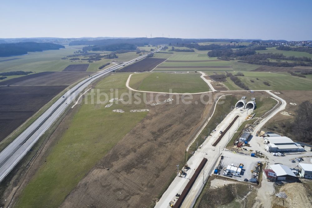 Luftaufnahme Hohenstadt - Baustelle zum Schienen- Tunnel- Neubau Steinbühltunnel, Ostportal in Hohenstadt im Bundesland Baden-Württemberg, Deutschland