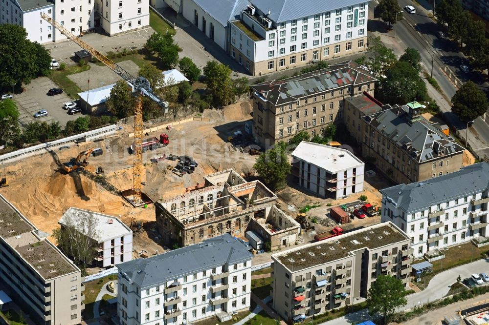 Dresden von oben - Baustelle zum Umbau und Ausbau des denkmalgeschützten Altbau- Gebäudes Ehemalige Arbeitsanstalt in Dresden im Bundesland Sachsen, Deutschland