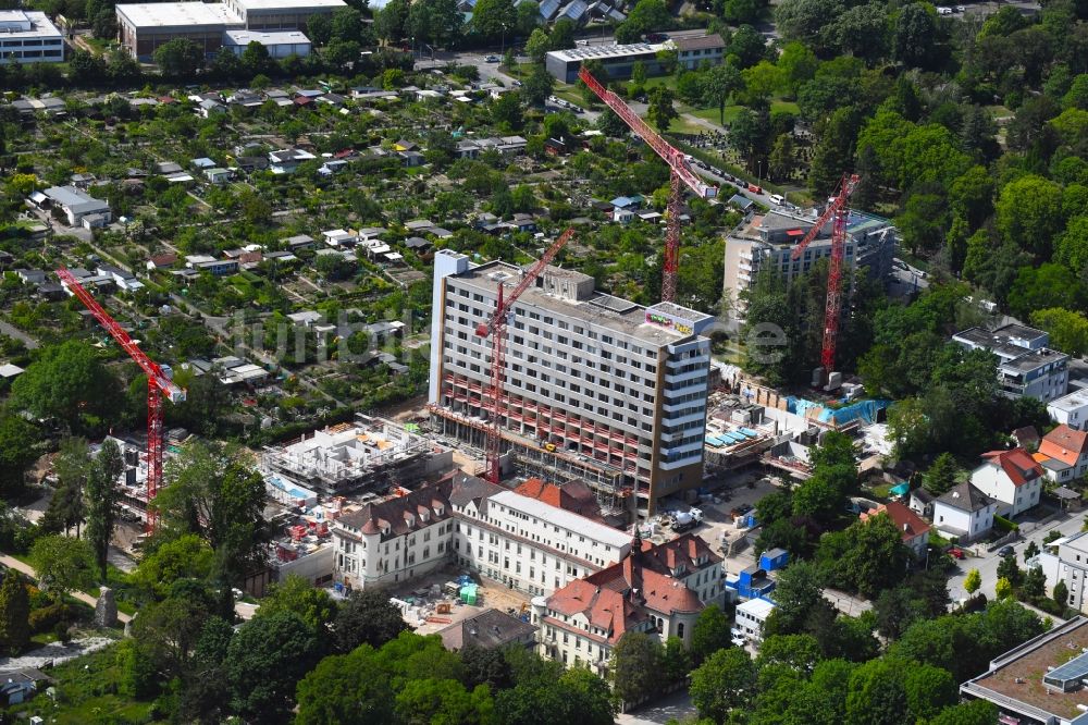 Mainz von oben - Baustelle zum Umbau des ehemaligen Hildgardis Krankenhauses zum Wohnquartier Hildegardis in Mainz im Bundesland Rheinland-Pfalz, Deutschland